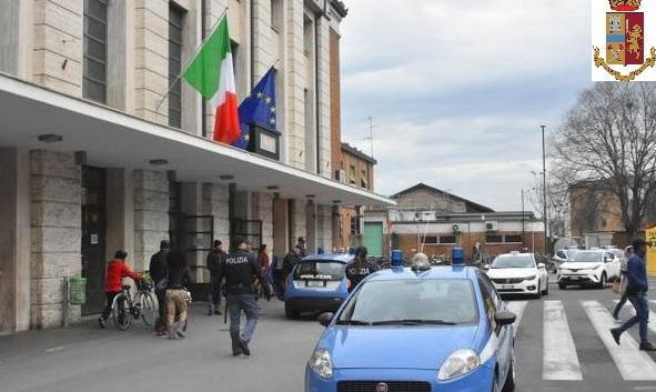 Trentuno poliziotti contro l’aumento dei reati in via Turri