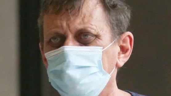 Patteggia otto mesi per la doppia evasione