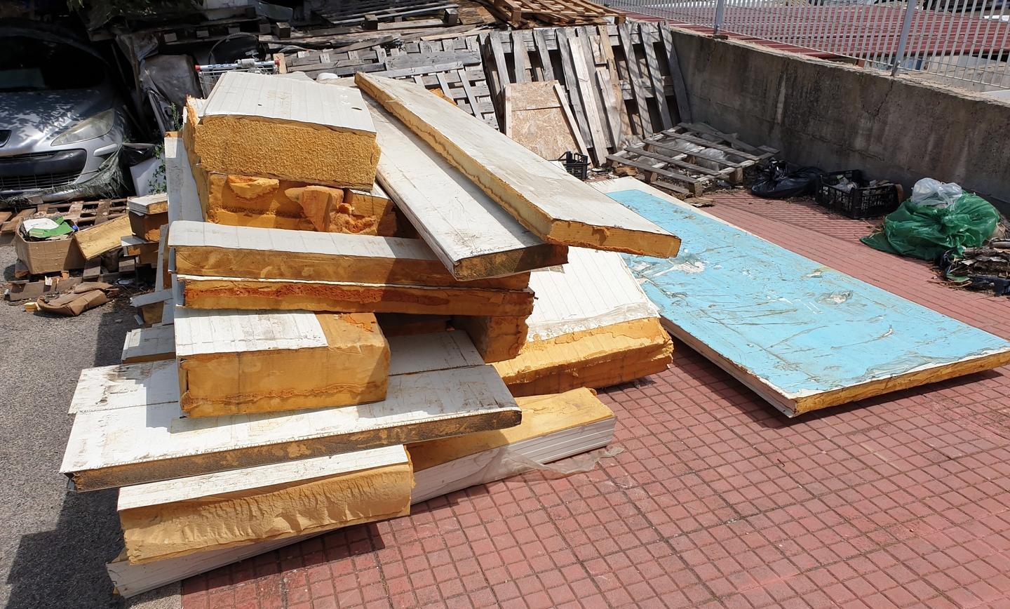 Discarica abusiva a Predda Niedda