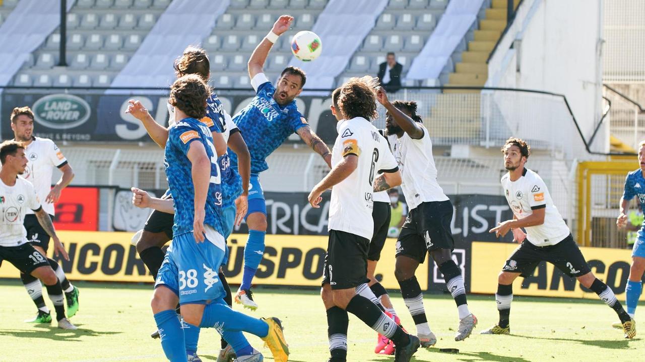 Un'azione della partita del Picco (foto Empoli Fc)