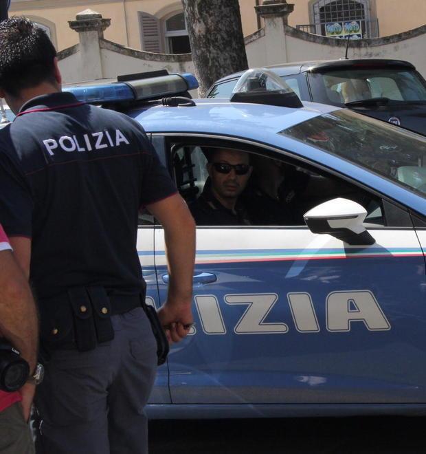 Preparavano colpi al Marco Polo: in tre fermati dalla polizia