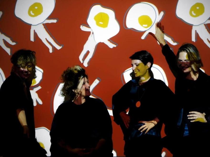 Galleria a cielo aperto sui muri della città conquistata dai talenti dell’arte di strada
