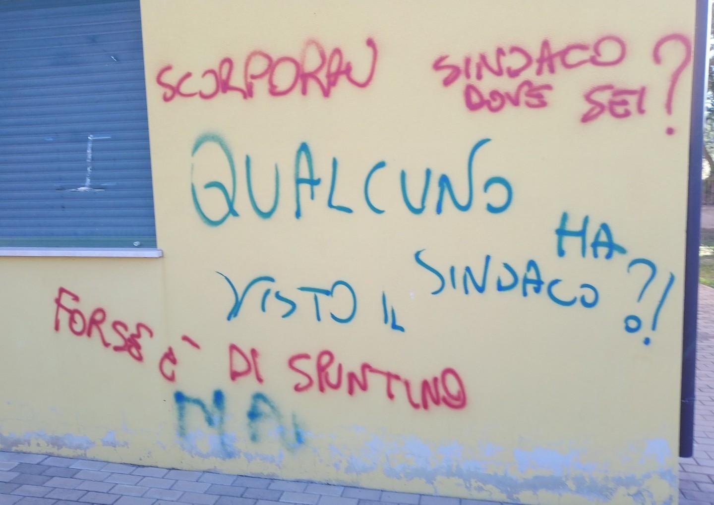 Scritte intimidatorie contro il sindaco di Villagrande Strisaili