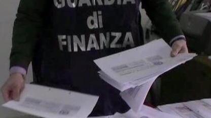 Prestiti agli imprenditori con tassi fino al 275%: tre arresti
