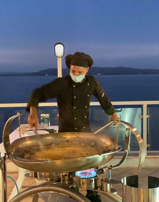 Alla Caletta torna Chef in Terrazza E la cottura è in movimento