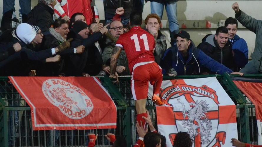 Per giocare in Lega Pro servono milioni Il Grifone lancia la sottoscrizione popolare