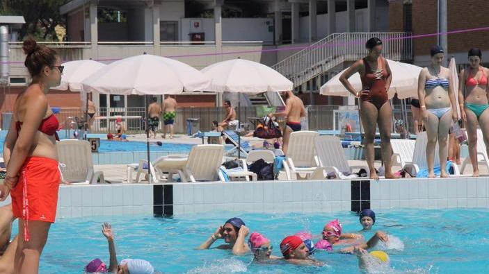 A Prato la piscina riapre lunedì A Carmignano solo a settembre