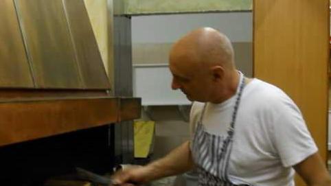 Addio ad Enzo, una vita per la pizzeria Rizieri