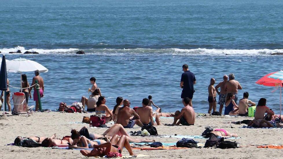 Spiagge libere: i controlli ai balneari in cambio di 10% di arenile “privatizzato”