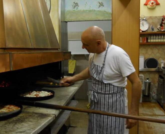 Muore Enzo Frati: dalla Garfagnana alla pizza più buona di tutta la Versilia 