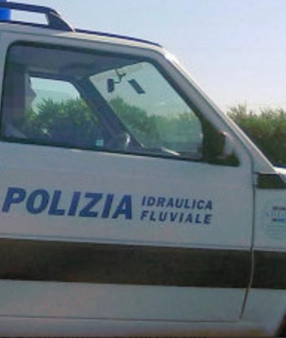 Polizia fluviale sfreccia I cittadini si lamentano