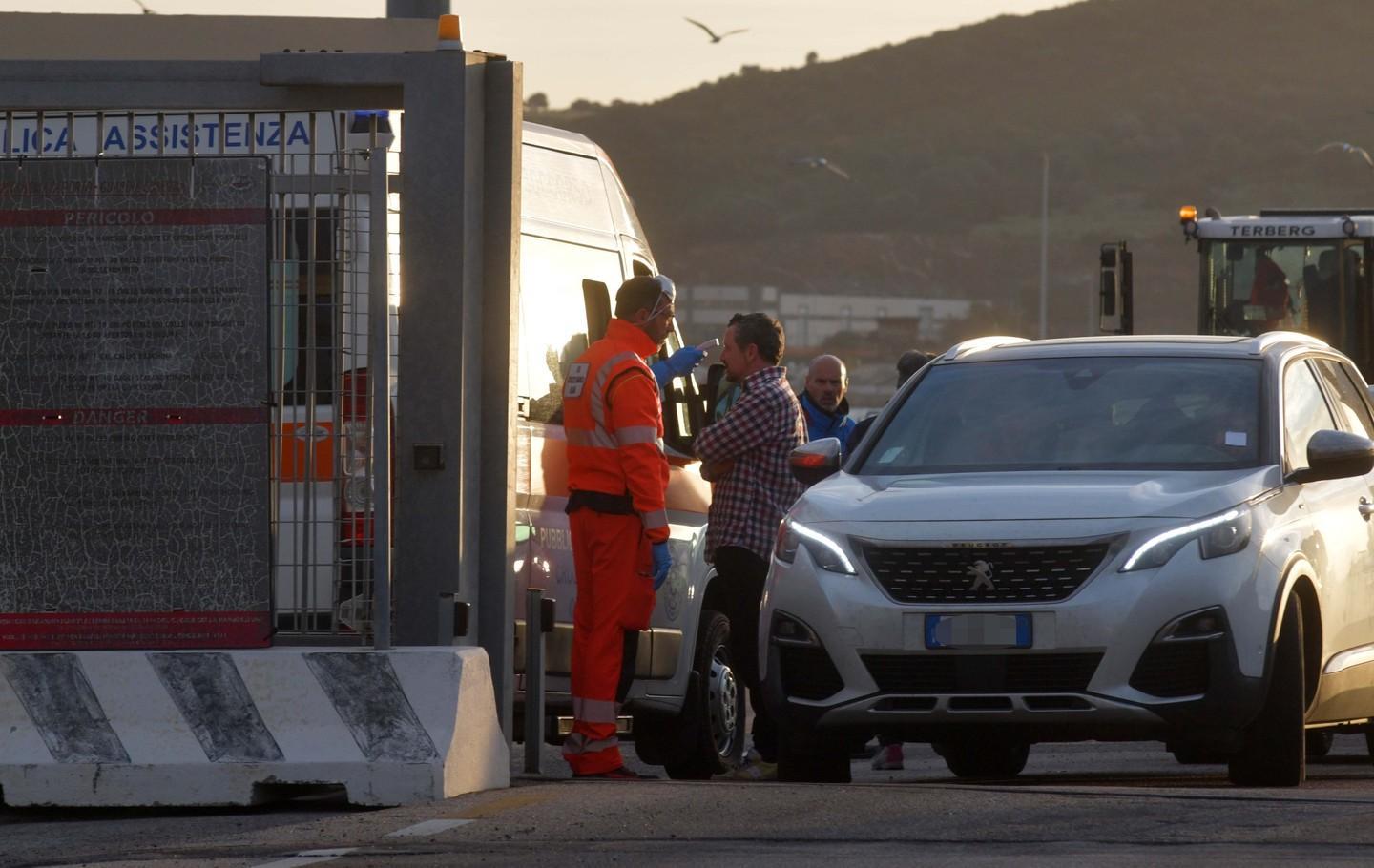Porti, l’Authority potenzia i controlli 