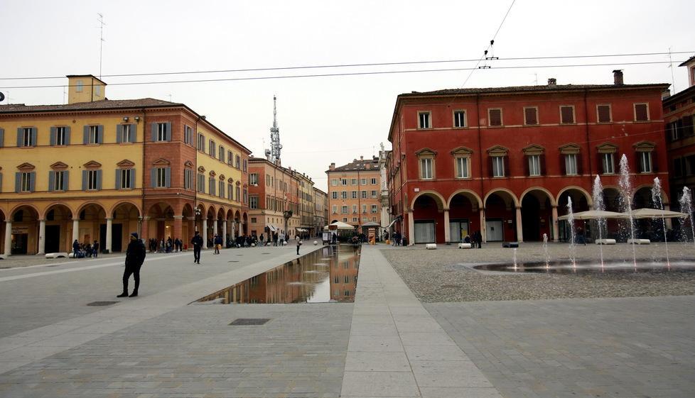 Modena  Quattro film sotto le stelle «È deciso, in luglio aprirà il cinema in piazza Roma» 