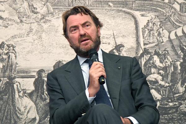 Turismo in Toscana, l'attacco di Federalberghi: "Catastrofismo e sindaci che non tagliano le tasse, così è un disastro" 