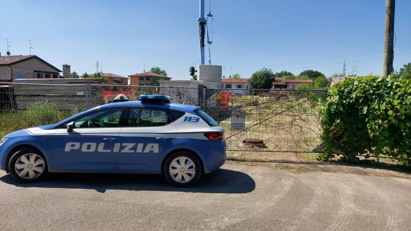 Cerca di strangolare la sua ex, arrestato al mare dalla polizia