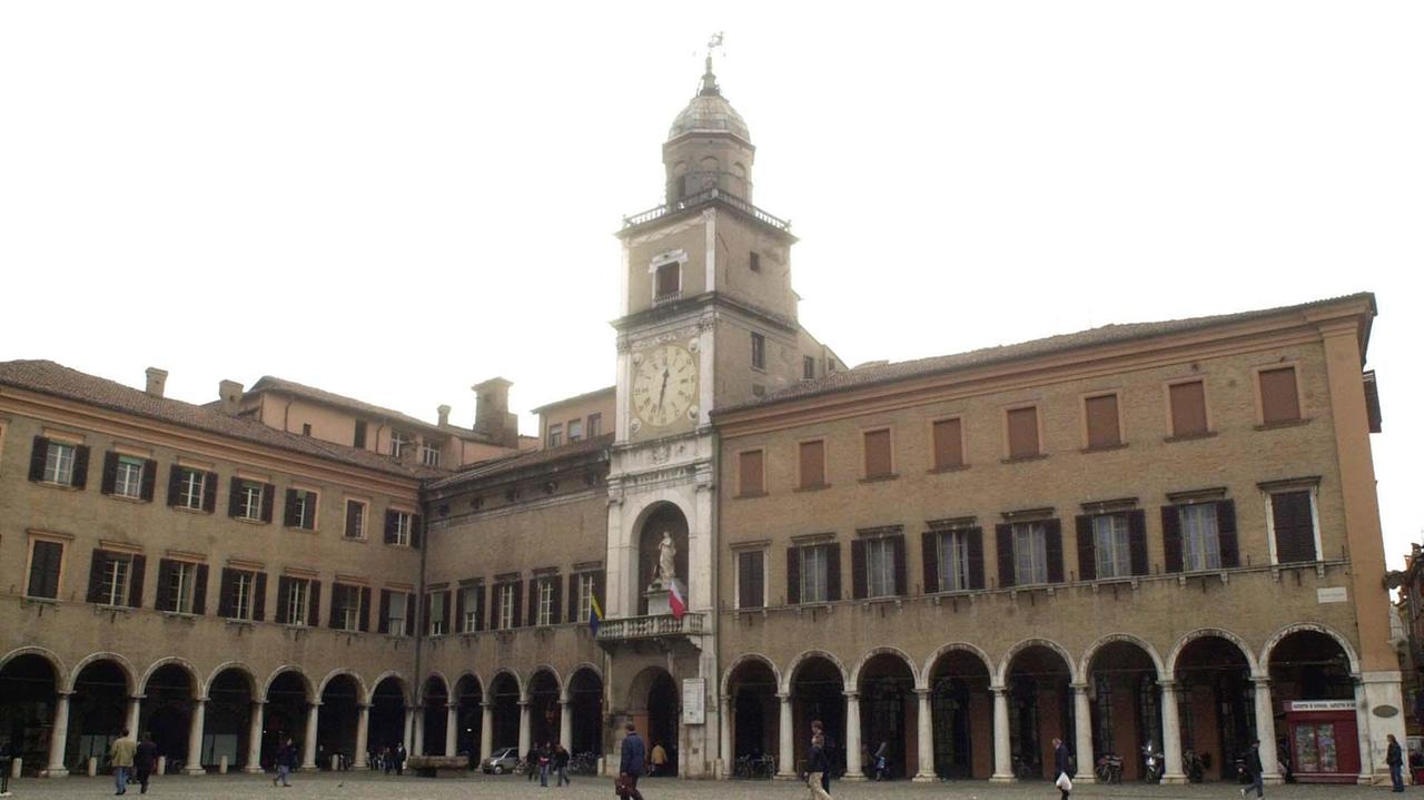 Municipio di Modena, arriva il premio produttività per i dipendenti comunali
