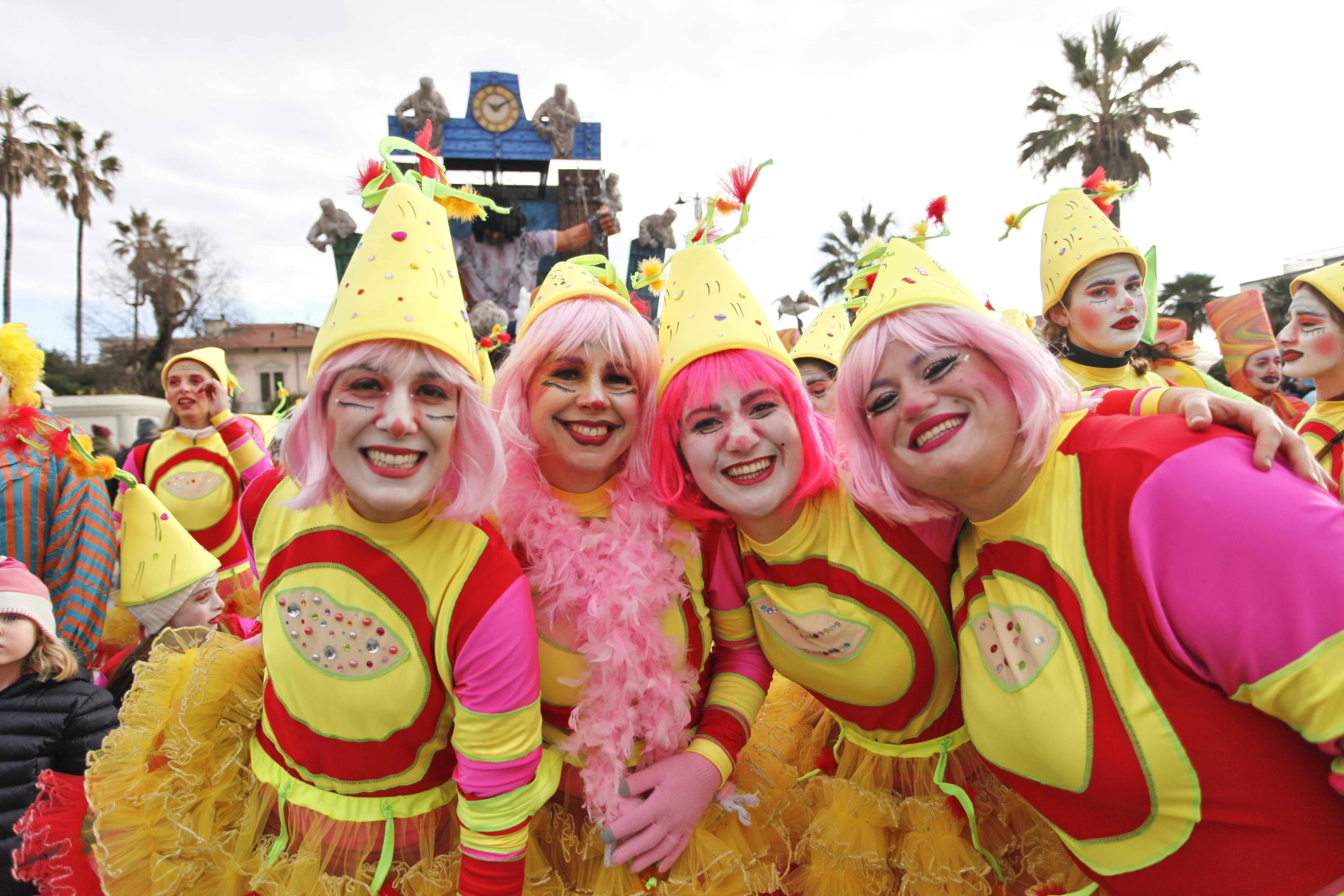 Carnevale di Viareggio, avanti tutta con le date originarie 