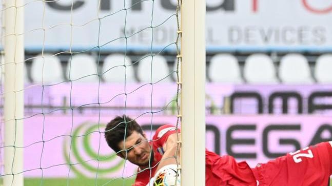 Spal, con il Cagliari arriva un’altra beffa. Salvezza sempre più in salita