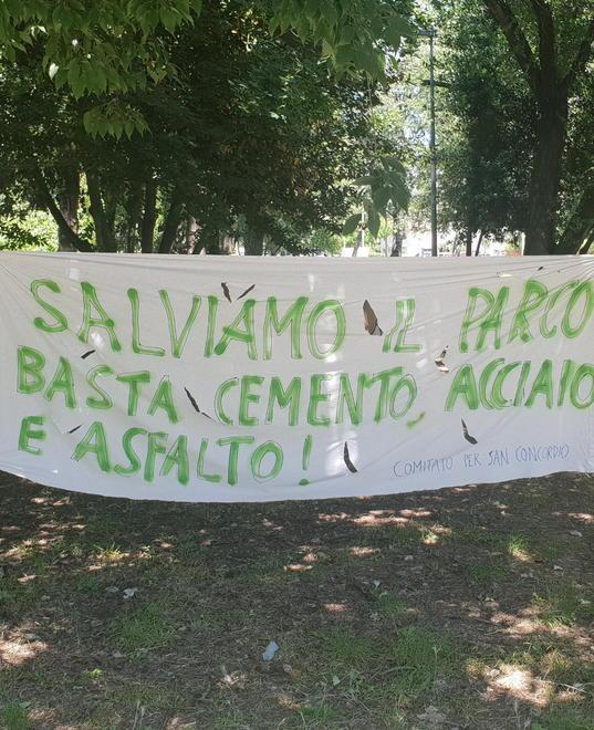 I comitati: «Montagnola, pronti a bloccare il cantiere» 