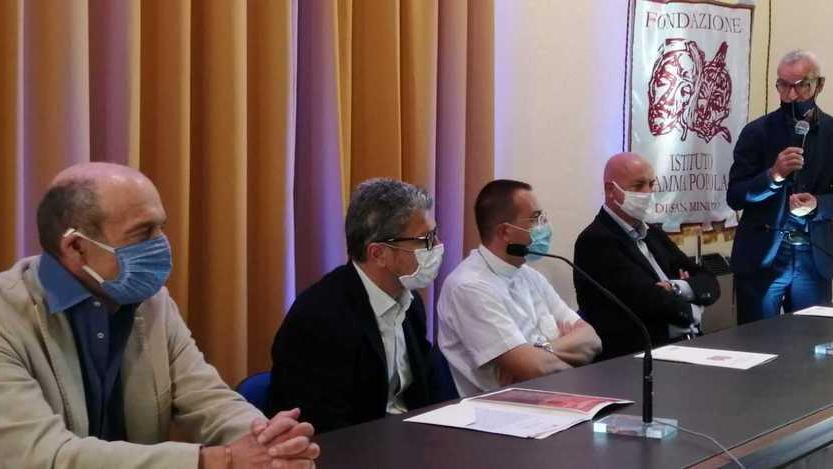 Letture, canti e danze per le vittime di Covid La collina si trasforma in un centro culturale