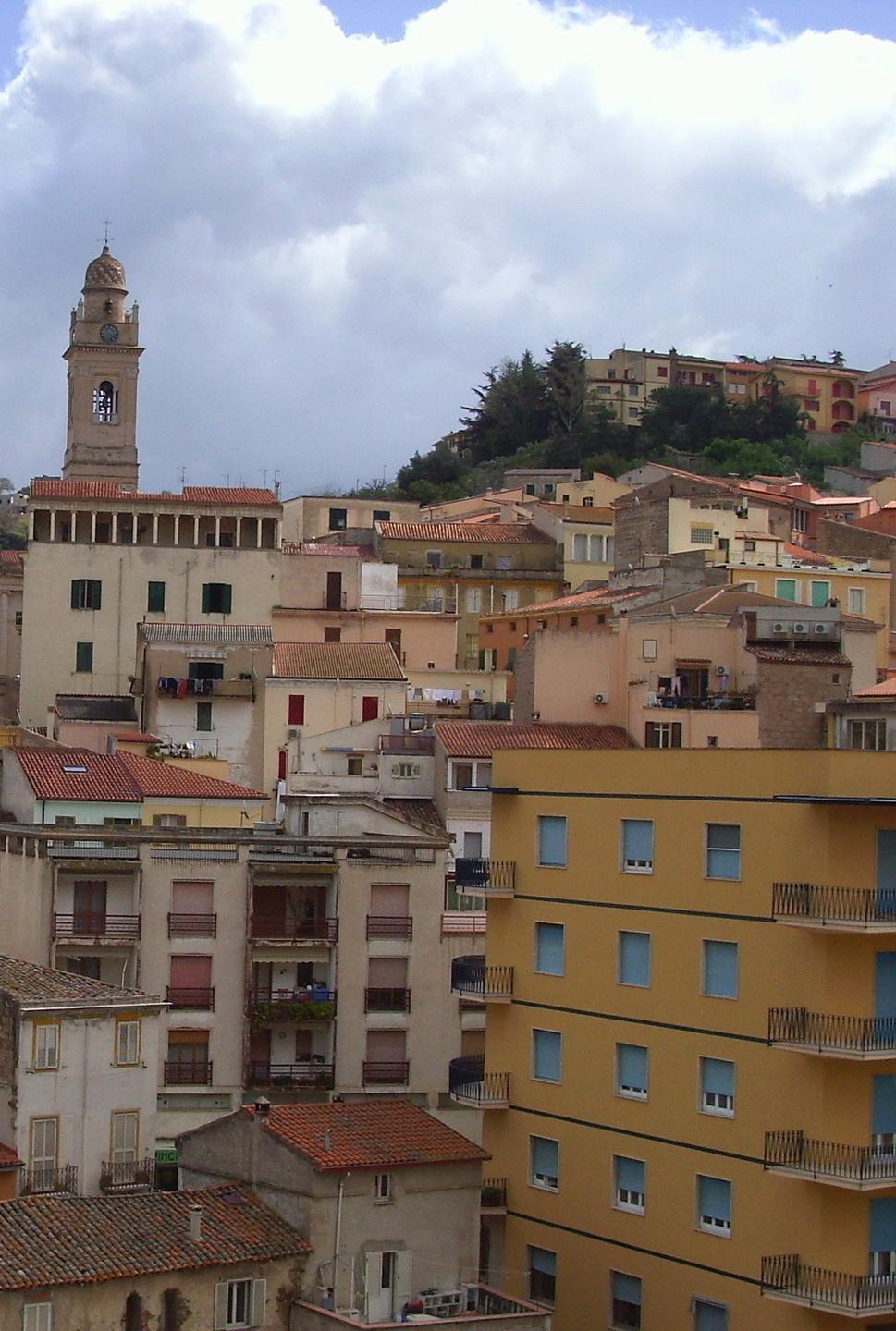 In via Monserrato oggi niente energia elettrica