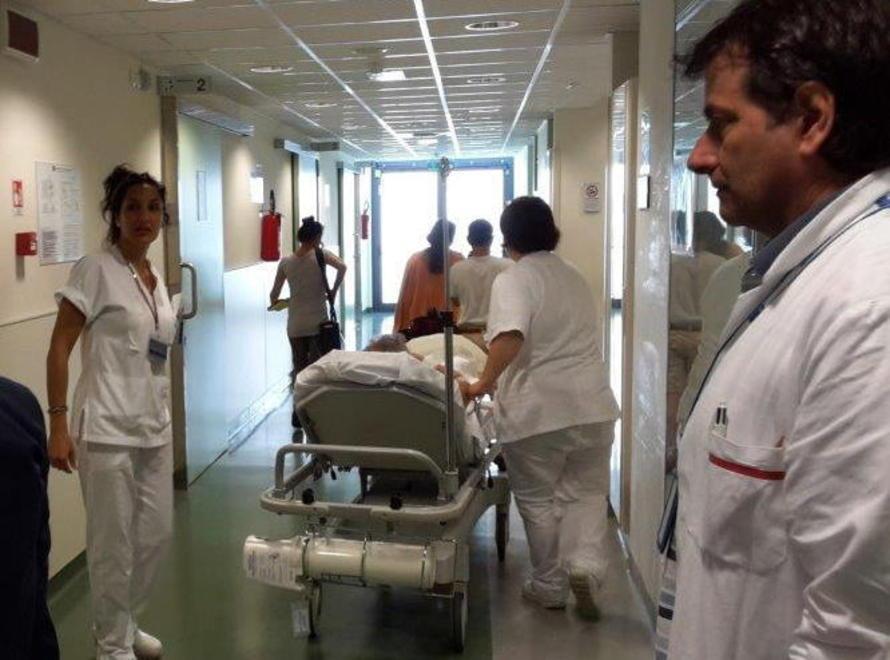 Lucca “scippa” gli infermieri alla Versilia. La direzione affidata al capoluogo 