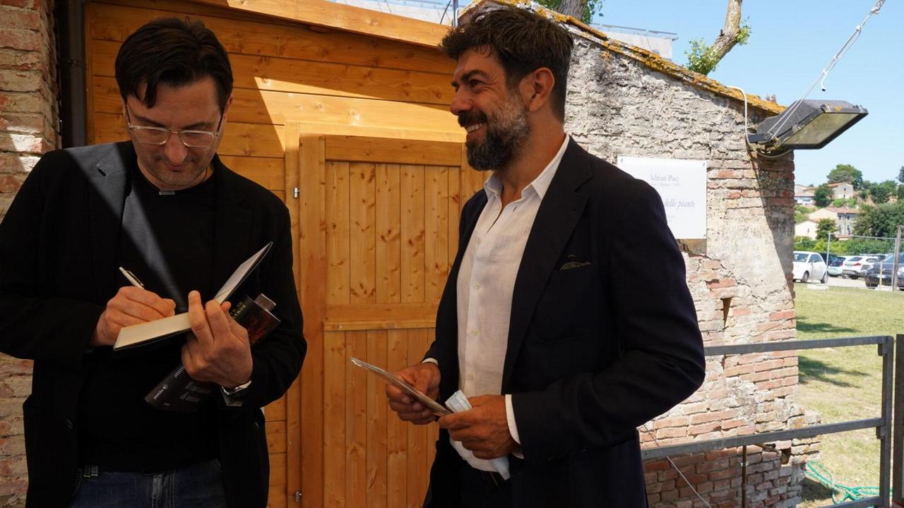 Pierfrancesco Favino a Peccioli per la presentazione di "11 Lune" (Foto Franco Silvi)
