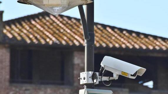 Altre 5 telecamere installate in città Una è a 360 gradi