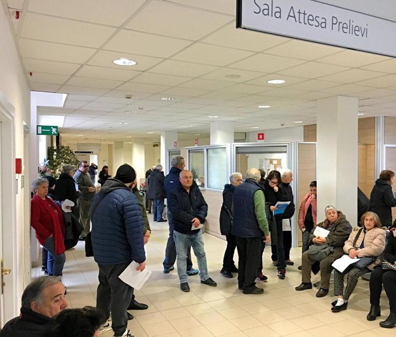 Accoglienza e anziani 15 giovani in corsia e nei distretti sanitari 
