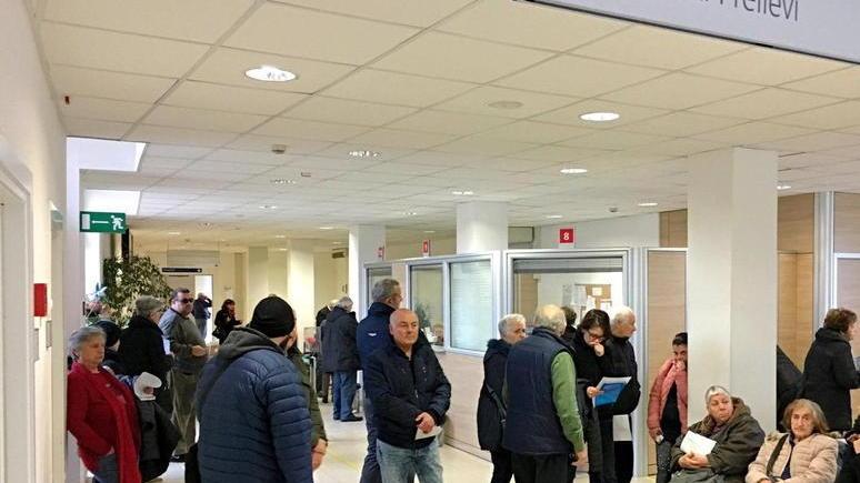 Accoglienza e anziani 15 giovani in corsia e nei distretti sanitari