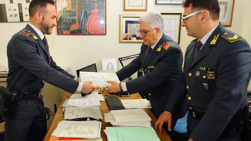 Ferrara, pensionati e trentenni: i furbetti dei ticket sanitari scoperti con gli “incroci”