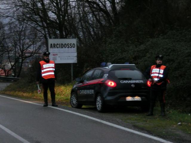 Ruba portafoglio alla commessa: 55enne denunciata