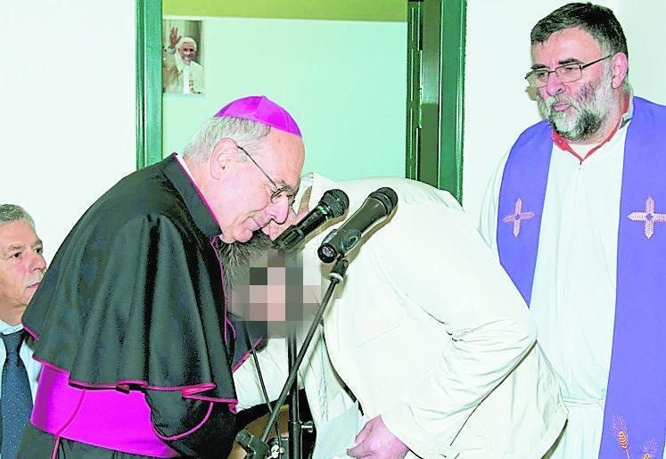 Condannato per omicidio, pronuncia i voti religiosi in carcere