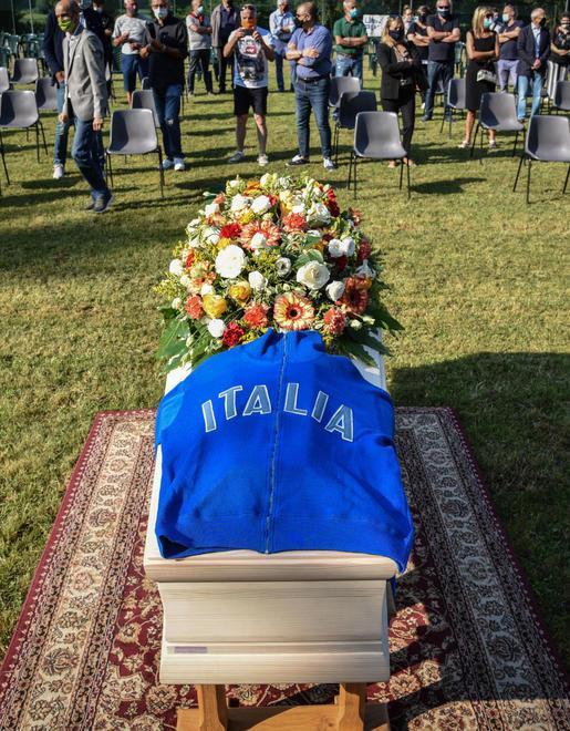 Milan, Roma, Nazionale Le tre maglie di Pierino Prati simboli dell’ultimo addio