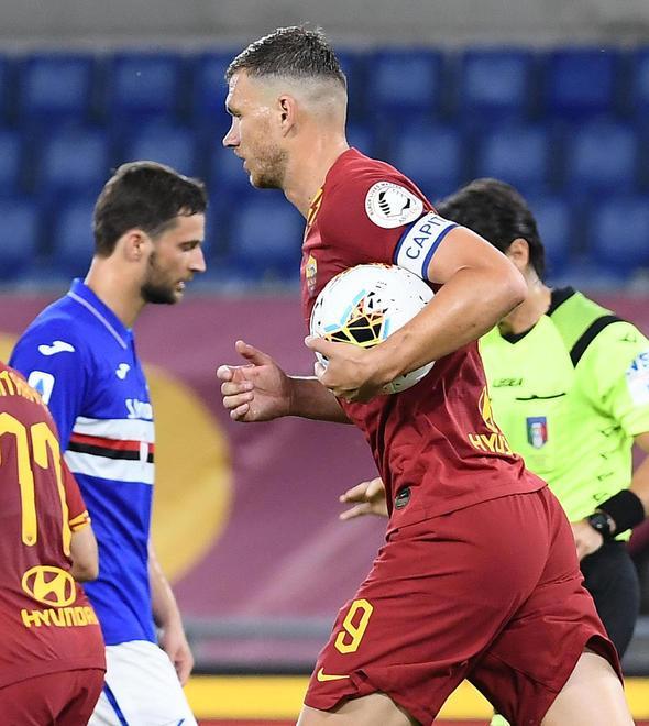Super Dzeko ne segna due La Roma batte la Samp 