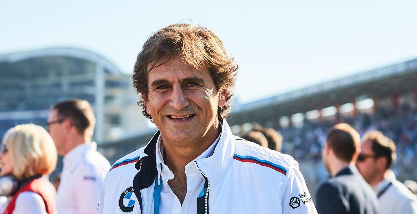 «Papà non ti lascio la mano» Il figlio di Zanardi resta fiducioso 