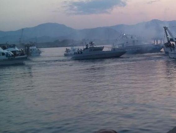 Le norme antiCovid non fermano la processione delle barche