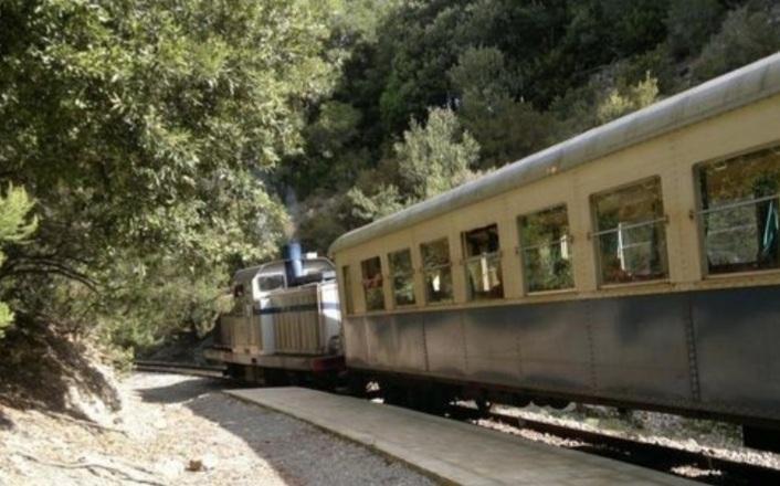 Trenino verde al via il 4 luglio con la metà dei viaggiatori 