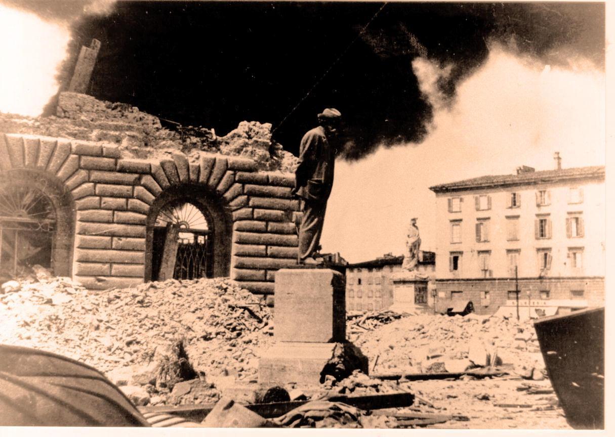 La sirena dell'Iti Galilei suonerà per ricordare i bombardamenti a Livorno del 1943 - Video
