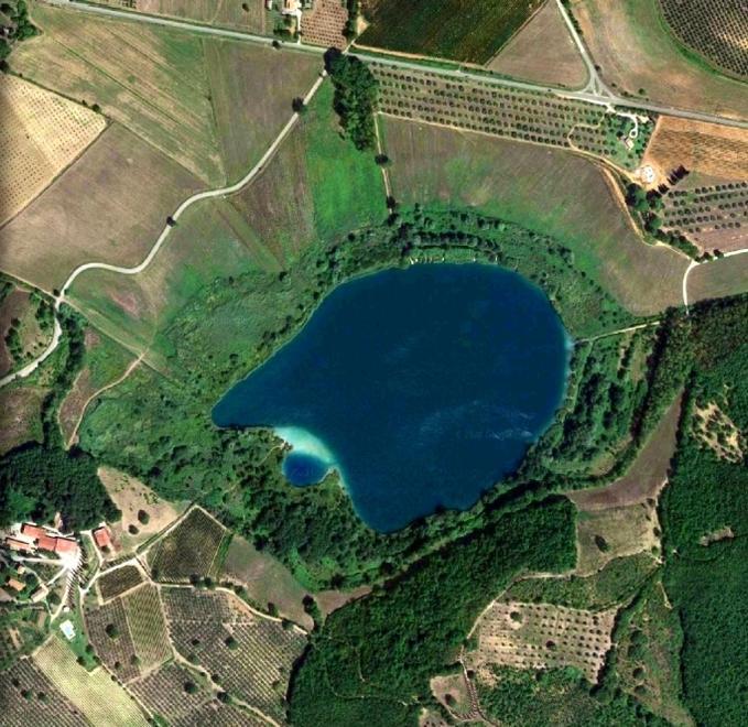 Prodotti del territorio al lago dell’Accesa 