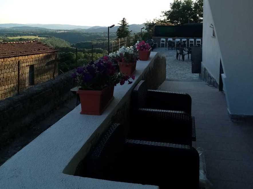 Riapre il Circolino della frazione Merito di tre ragazzi volenterosi