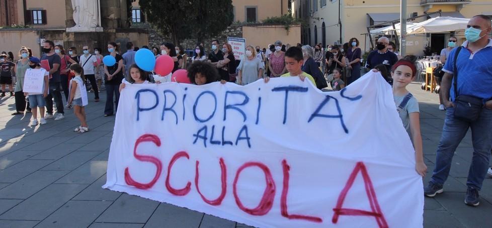 Liceo bocciato da alunni e professori ancora prima di essere inaugurato 