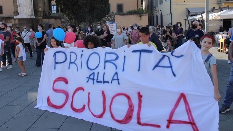Liceo bocciato da alunni e professori ancora prima di essere inaugurato
