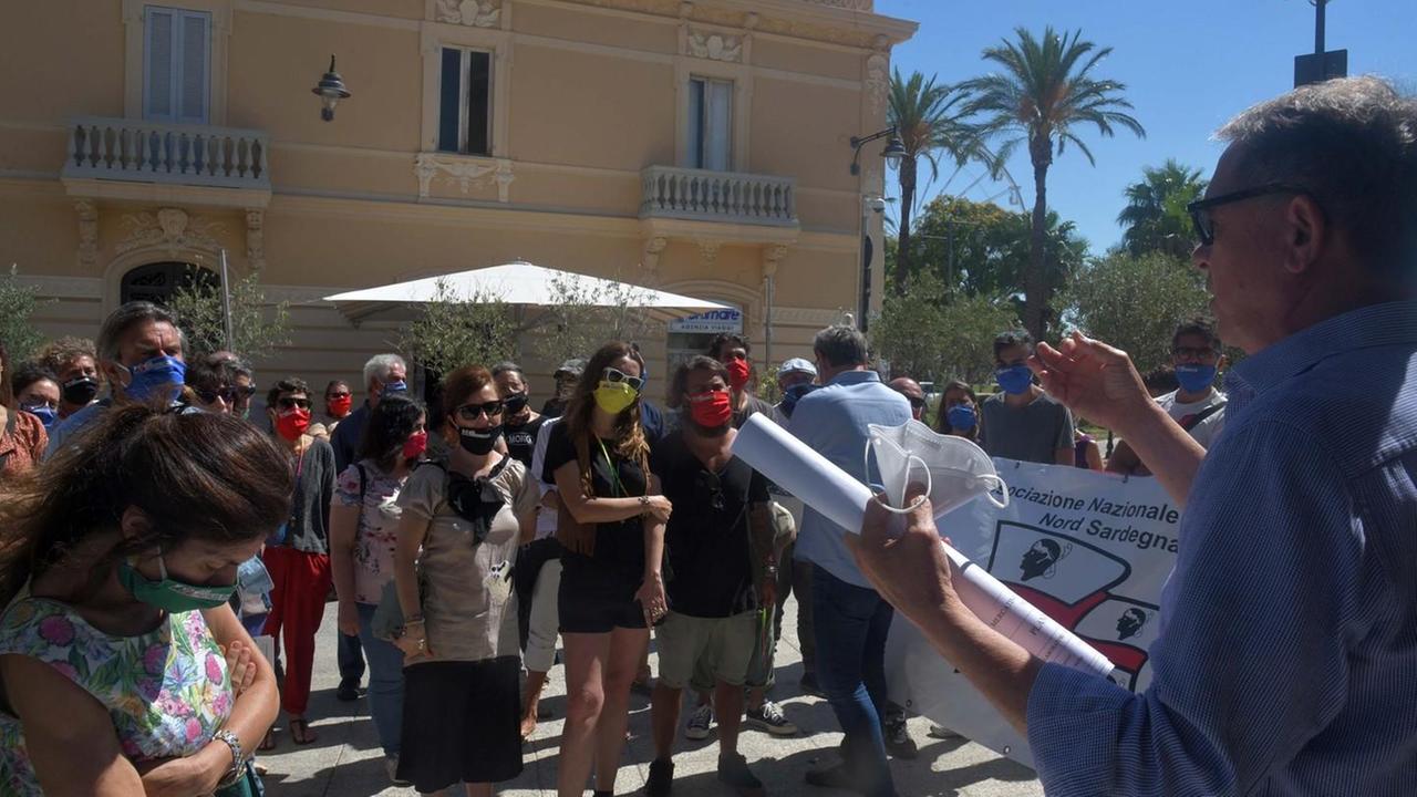 Il sindaco incontra gli ambulanti meno stalli e riapre il mercatino