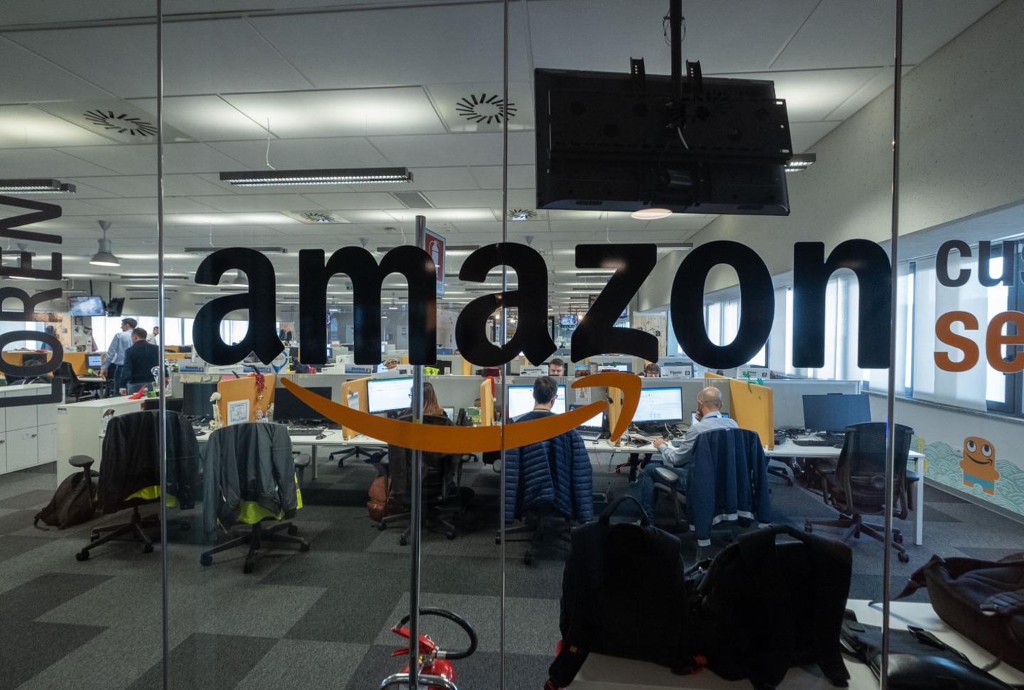 Amazon punta sull’isola: nuovo deposito a Cagliari 