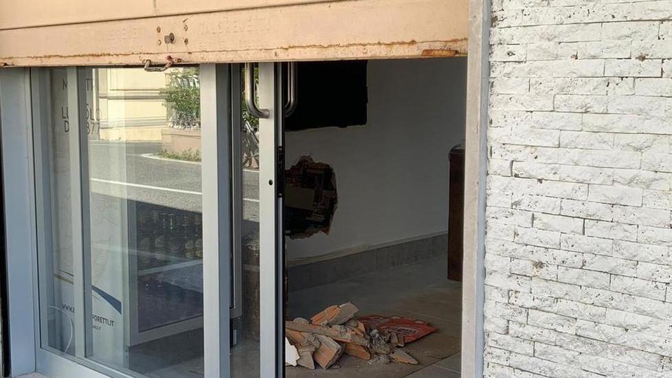 Il foto nella parete di cartongesso della pizzeria
