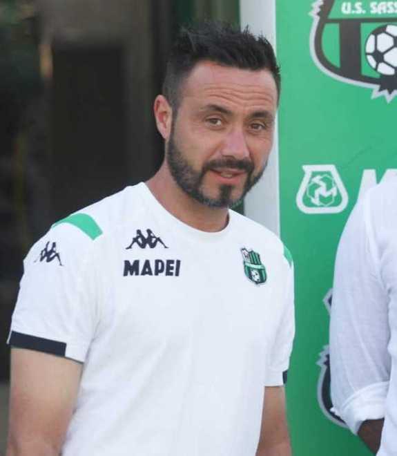 De Zerbi: «Felice di restare a Sassuolo Il Verona? Sfidiamolo come fosse l’Inter» 