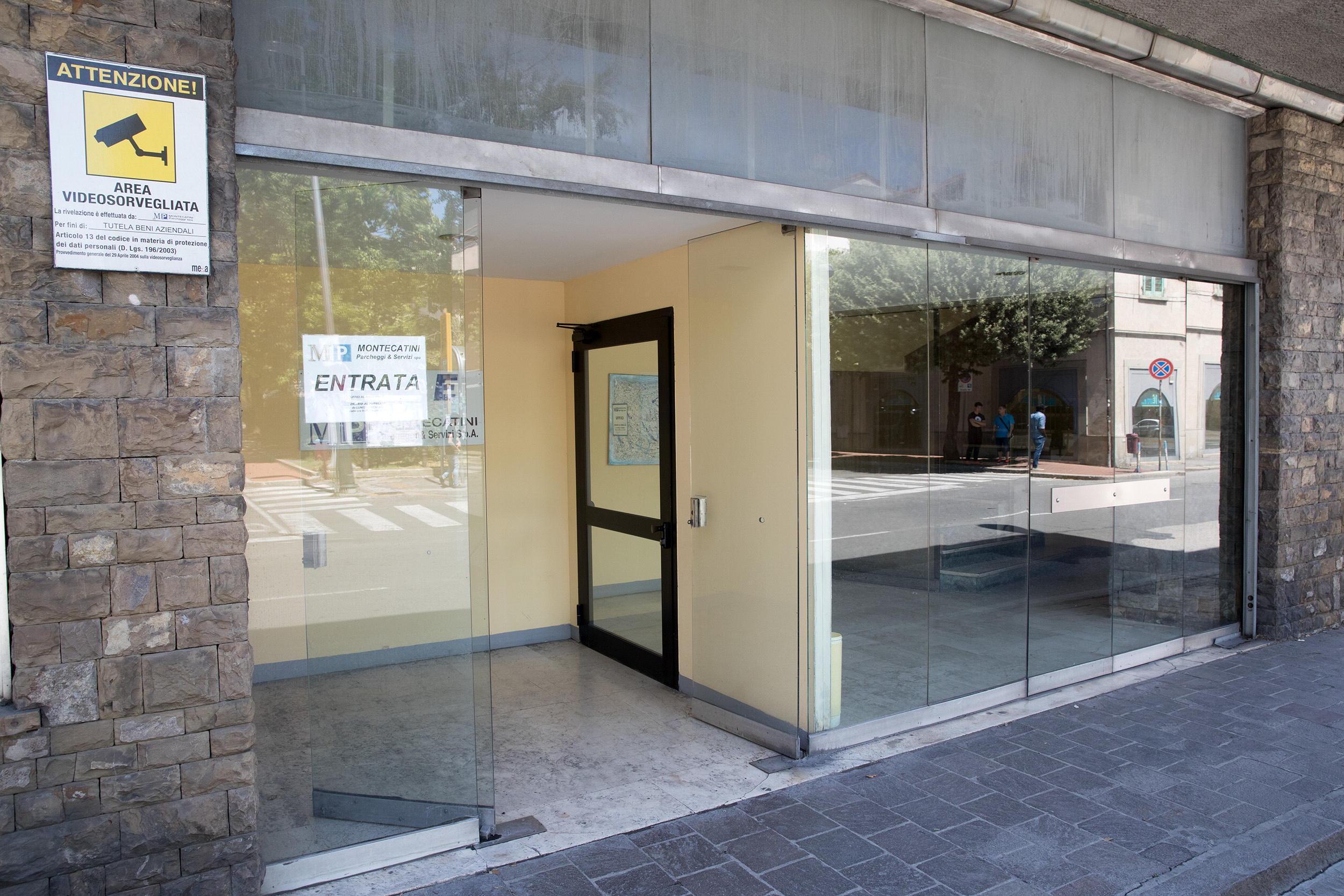 La sede della Montecatini Parcheggi & Servizi