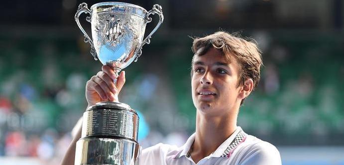 Musetti a un passo dalla semifinale degli Italiani assoluti Ma vince Sonego