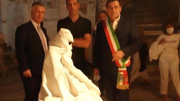 L’arte di Fabio Viale incanta la Piccola Atene della Versilia